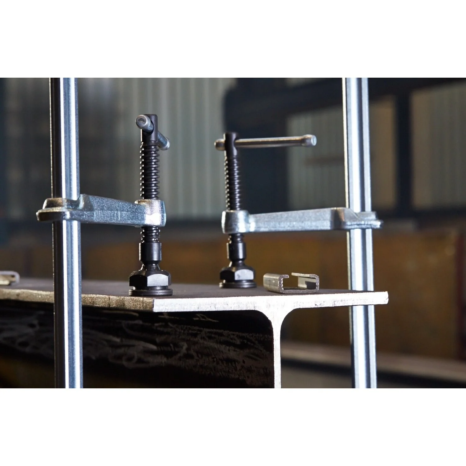 Bessey GSM20 Clamp, welding, F-style, heavy duty pad, 7.5 In x 4.75 In., 2660 lb - Image 2