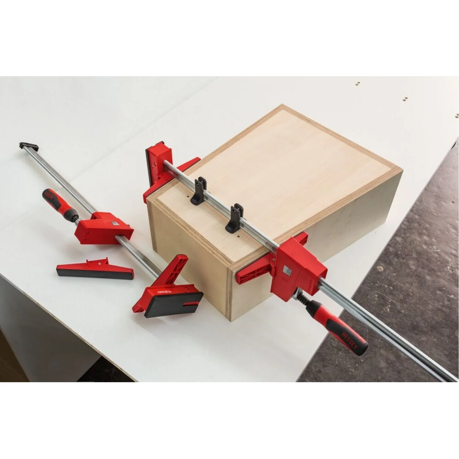 Bessey KRE3518 Parallel Clamp, K Body REVOlution, 18 Inch, 1700 lbs - Image 21