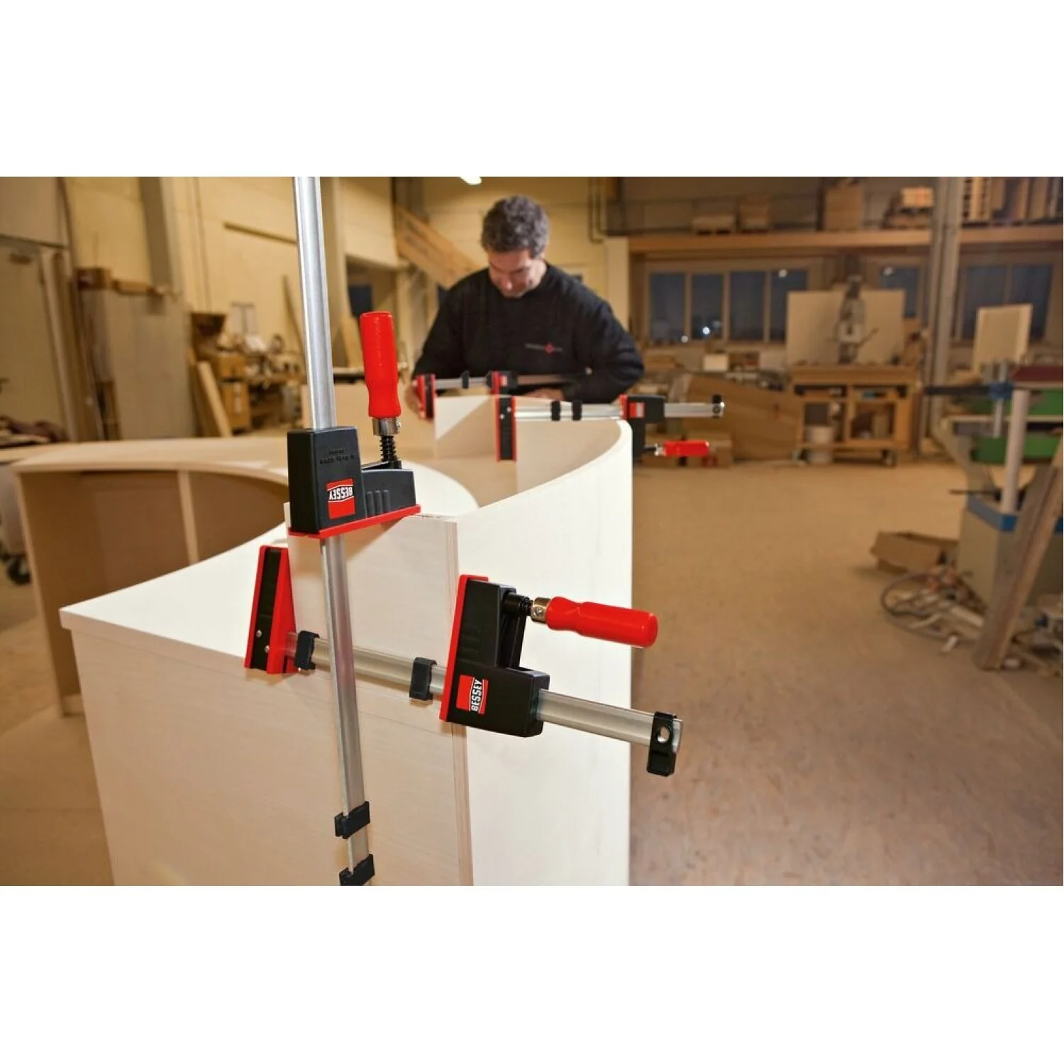 Bessey KRJR-36 Clamp, woodworking, small parallel clamp, REVO JR, 36 In. x 3.25 In, 900 lb - Image 5