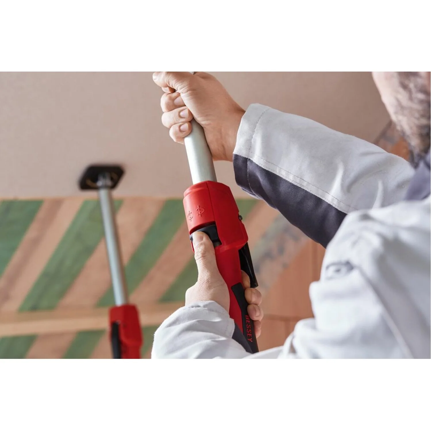 Bessey STE118 Telescopic Drywall Support , 118 In. Max - Image 16