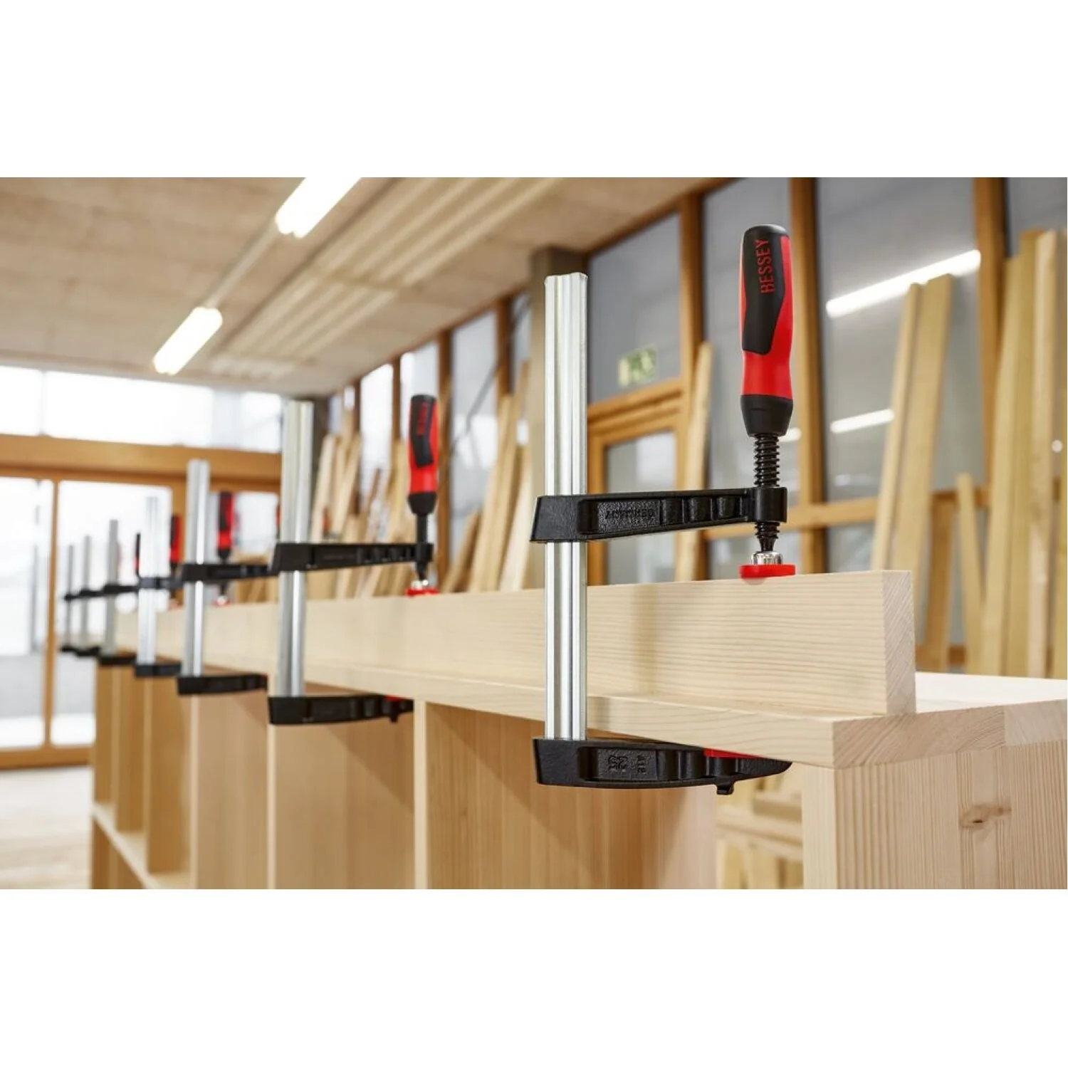 Bessey TG4.524+2K Clamp, woodworking, F-style, 2K handle, replaceable pads, 4.5 In. x 24 In., 1000 lb - Image 10