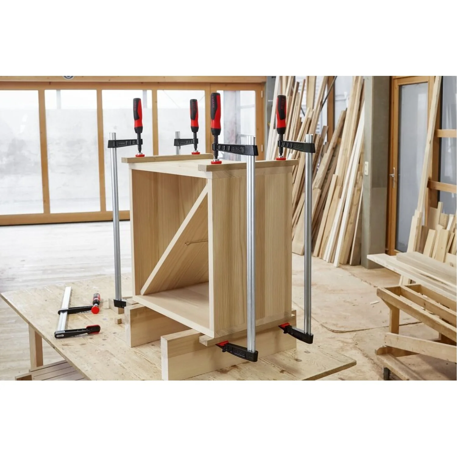 Bessey TG4.524+2K Clamp, woodworking, F-style, 2K handle, replaceable pads, 4.5 In. x 24 In., 1000 lb - Image 11