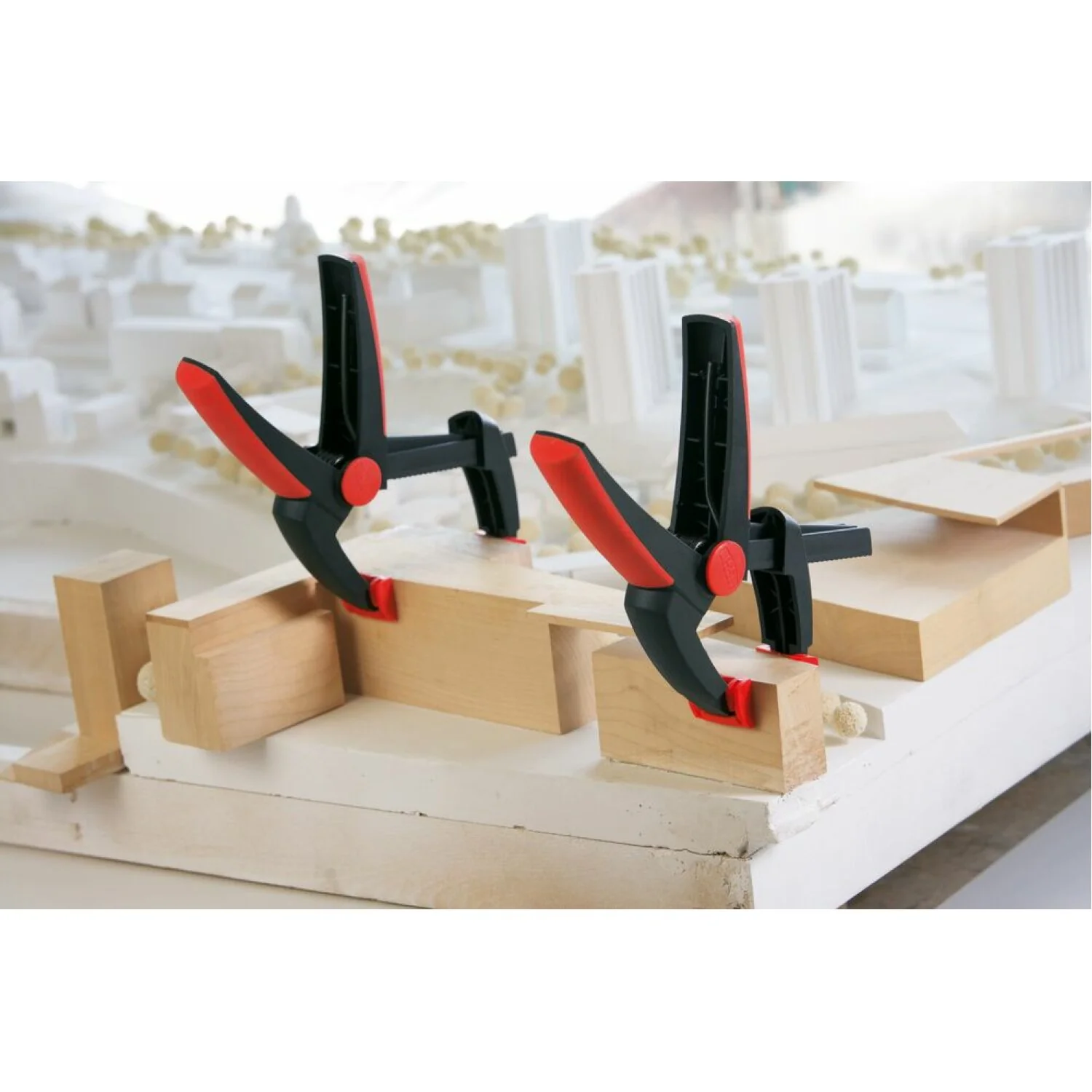 Bessey XV5-100 Clamp, spring clamp, plastic, VarioClippix, 4 In. x 2 In., variable opening - Image 5