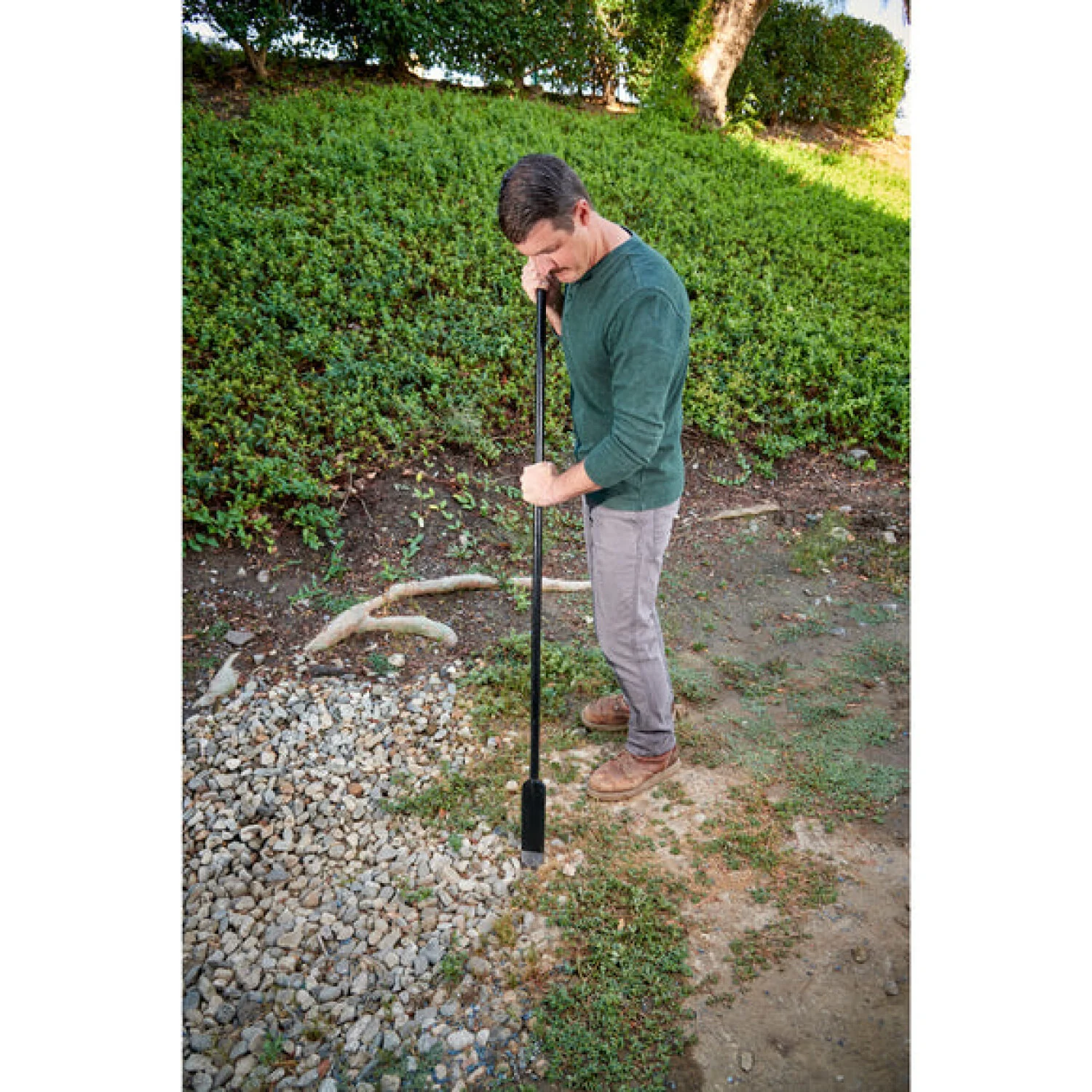 Corona BR 71090  Digging Bar - 17 lb - Image 5