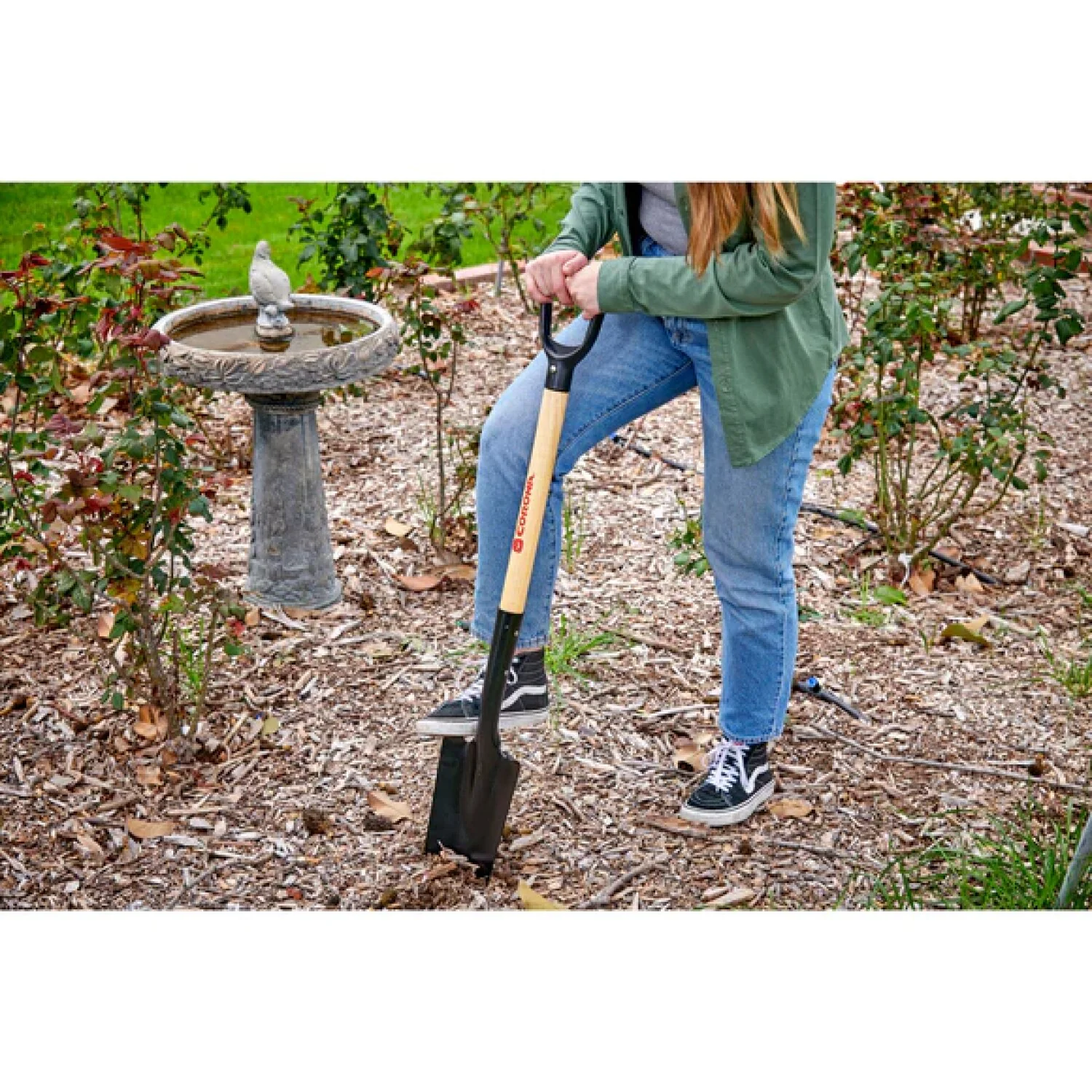 Corona SS 28010 Drain Spade Shovel, 15-Gauge, 30 in. Wood D-Grip Handle - Image 6