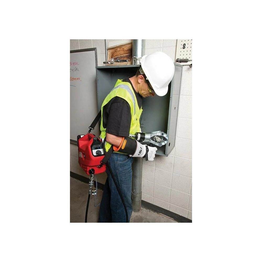 Greenlee EHP700LU22 Battery Powered Pump, 230V Charger - Image 3