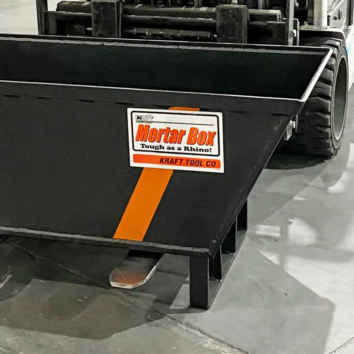 Kraft Tool BC210 10 Cubic Feet Heavy-Duty Steel Mortar Box - Image 2