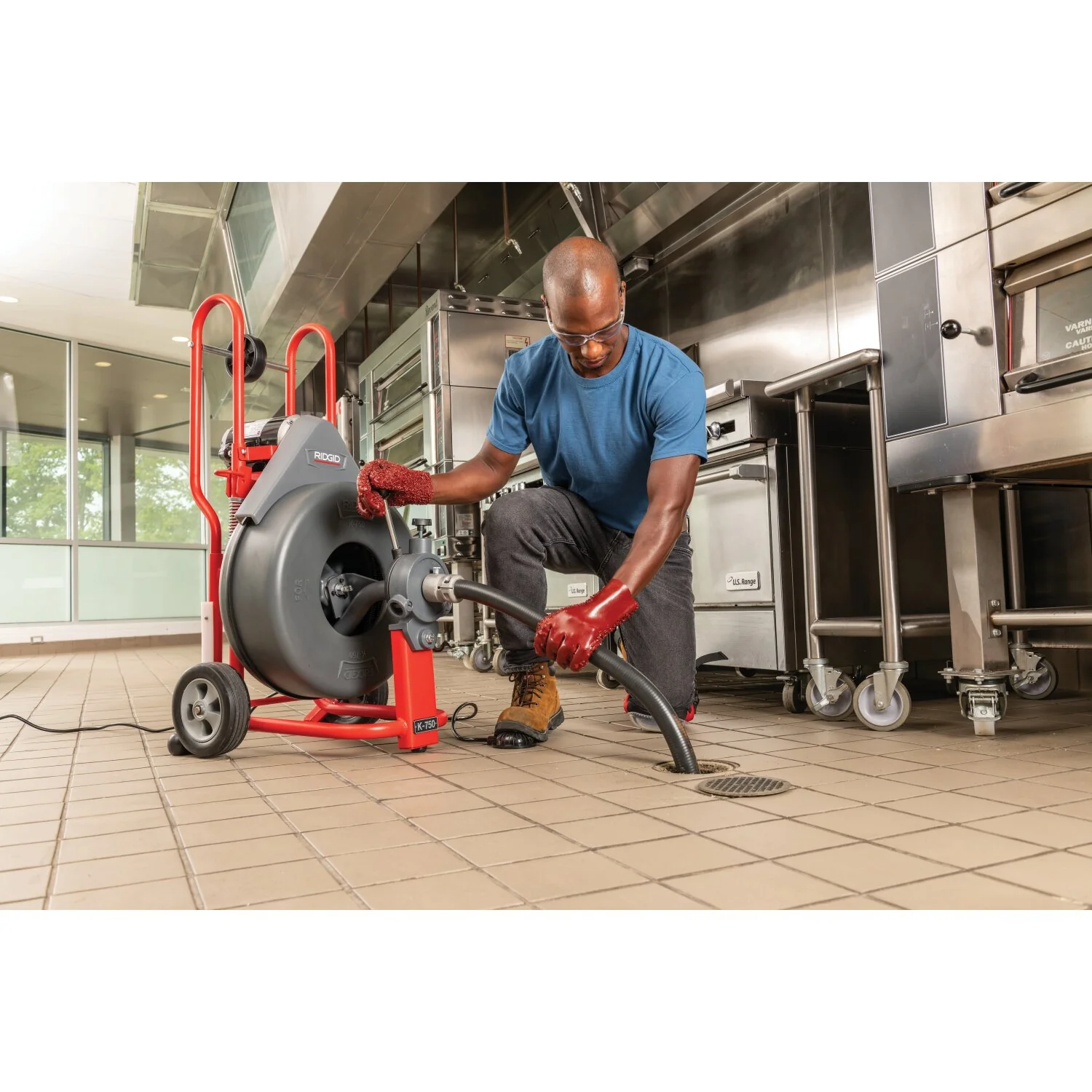 Ridgid 47047 Machine with One Pair of Gloves, AUTOFEED, Standard 5/8" (16 mm) Tool Set, and: C-24, 100' (30.5 mm) x 5/8" (16 mm) Cable - Image 6