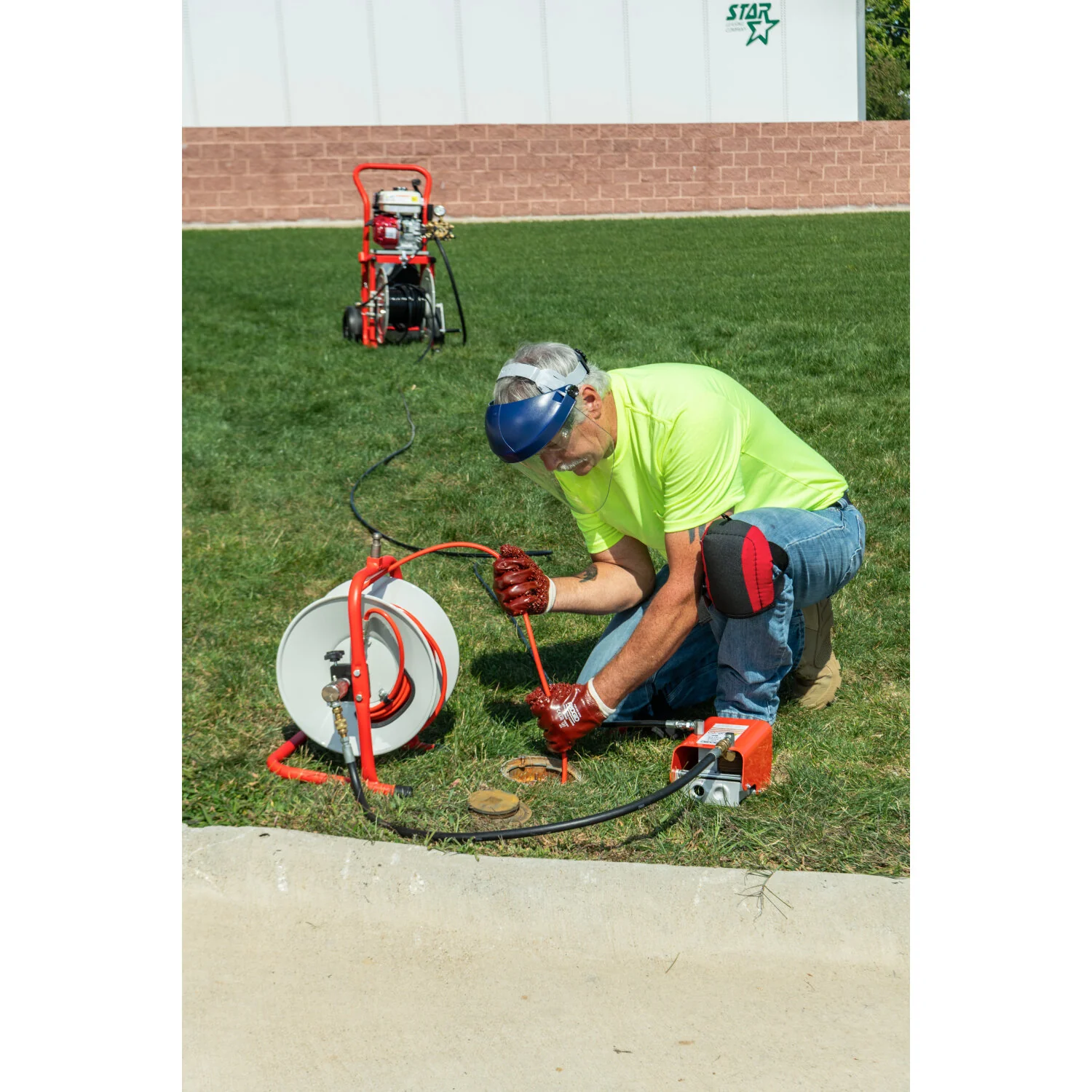 Ridgid 63882 Above With: – H-30 Cart – 110'  x 1⁄4" (33 m x 4.8 mm ) Jet Hose - Image 6