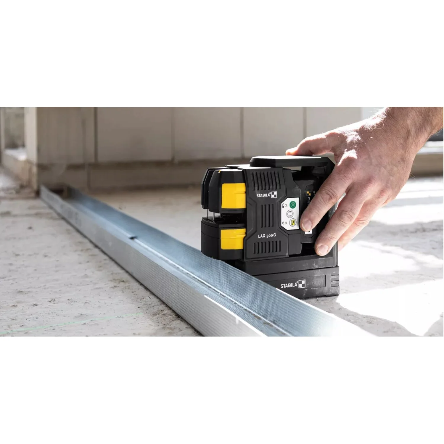 Stabila 03510 Cross-line laser LAX 500 G, 12 V system, 5-piece set, without rechargeable battery and charger - Image 3