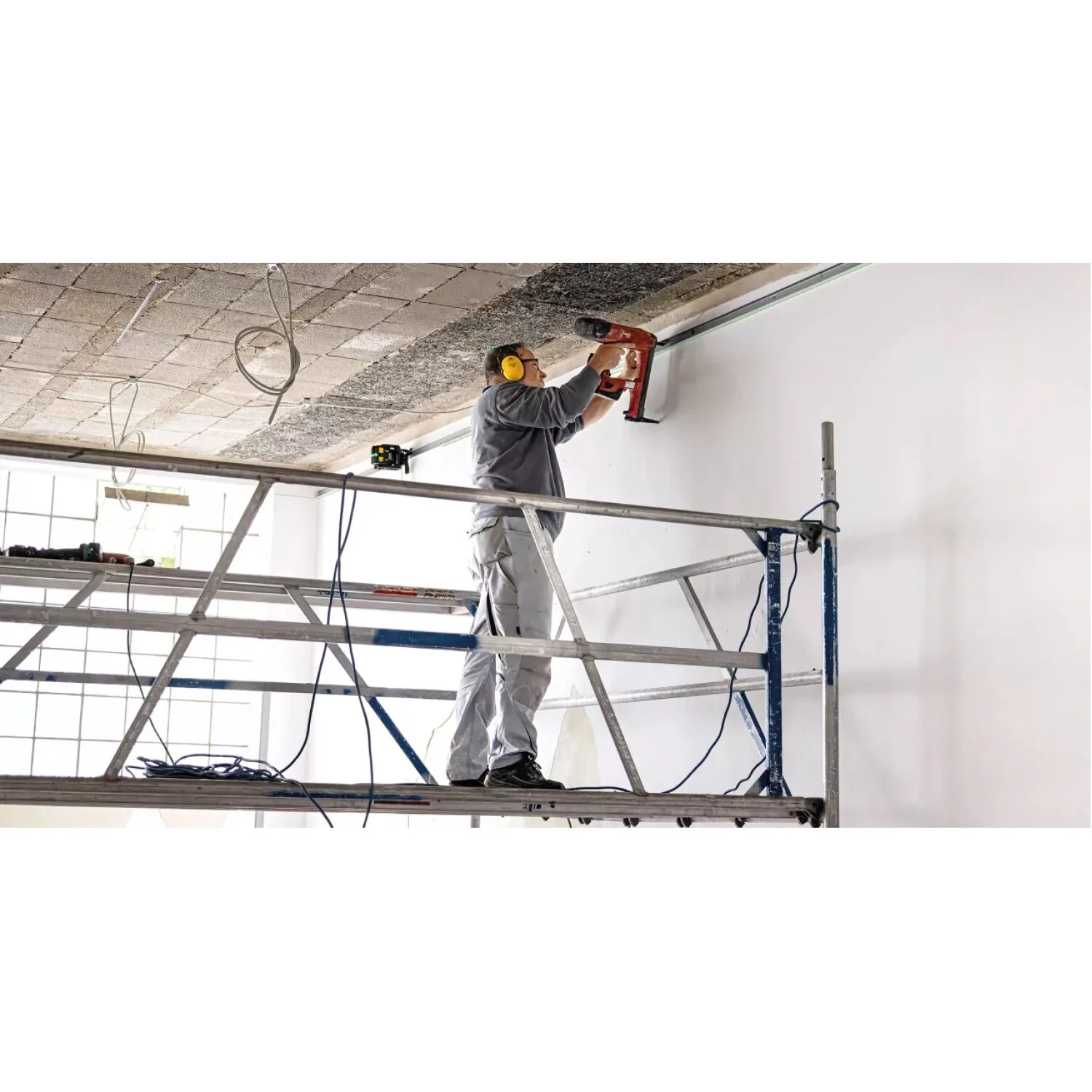 Stabila 07635 SWB 10 Wall Bracket - Image 3