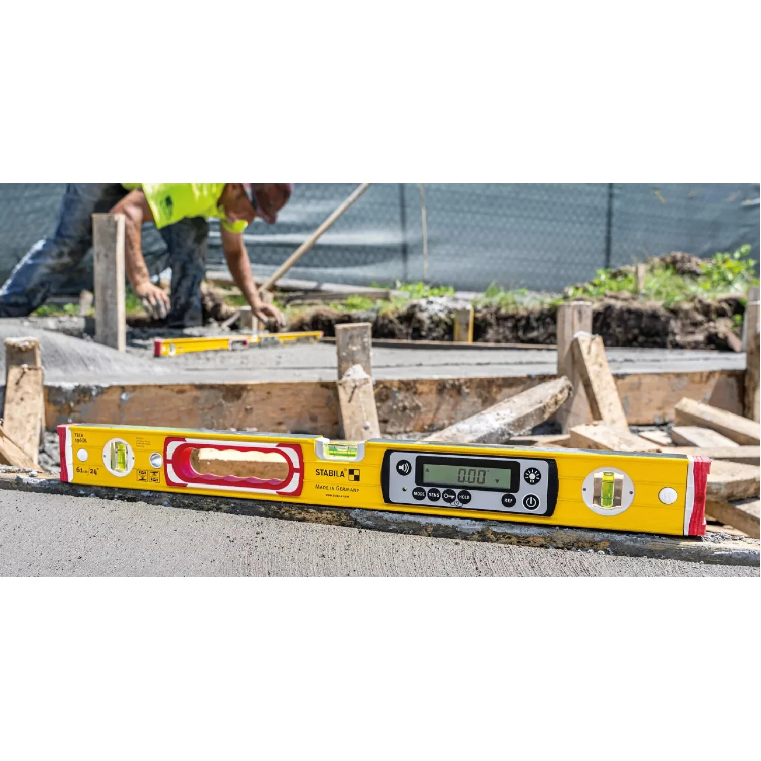 Stabila 39577 72" IP 67 Tech Level - W/Case - Image 4